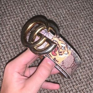 Gucci belt